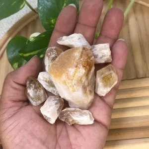 Citrine points, raw