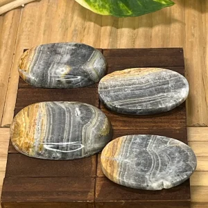 Onyx, banded