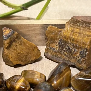 Tiger's Eye, Raw